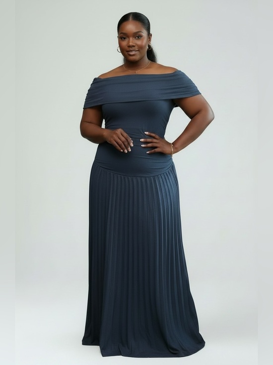 Dresses & Skirts - NWOT Off-Shoulder Maxi Dress in Blue